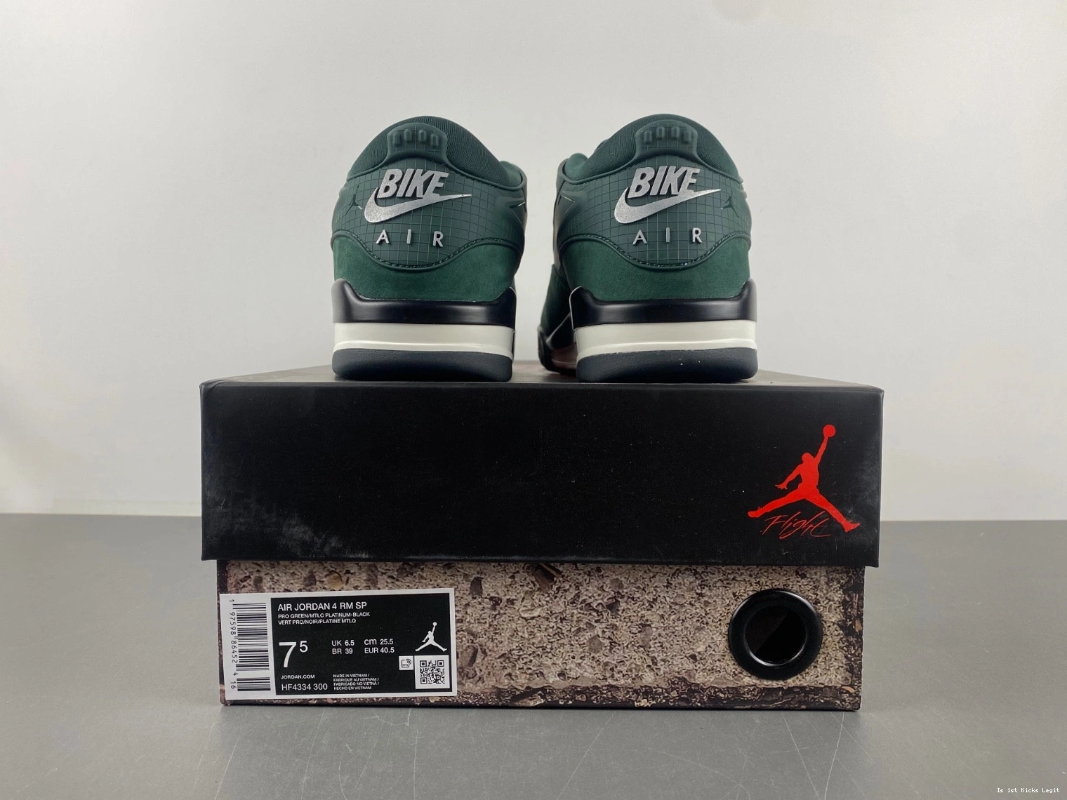 Men's Grandma's Sylvester Jordan Nigel 4 Driveway SP RM HF4334-300 0119